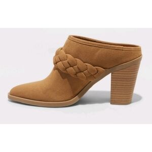 Universal Thread Slip On Avis Heels Cognac